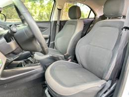 CHEVROLET - PRISMA - 2013/2013 - Prata - R$ 48.900,00