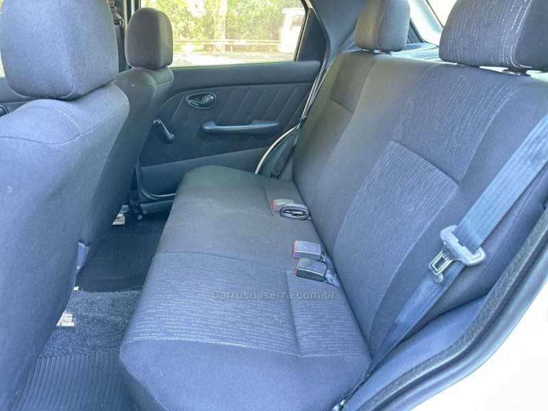 FIAT - PALIO - 2012/2012 - Branca - R$ 32.900,00