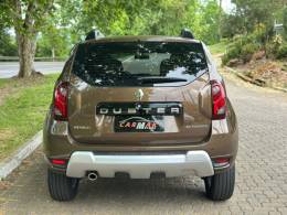 RENAULT - DUSTER - 2015/2016 - Marrom - R$ 66.900,00
