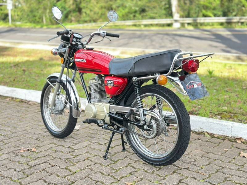 HONDA - CG 125 - 1982/1982 - Vermelha - R$ 10.900,00