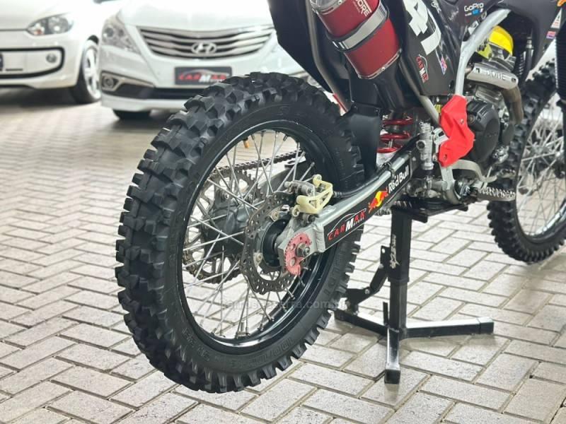 HONDA - CRF 250F - 2020/2020 - Preta - R$ 35.900,00