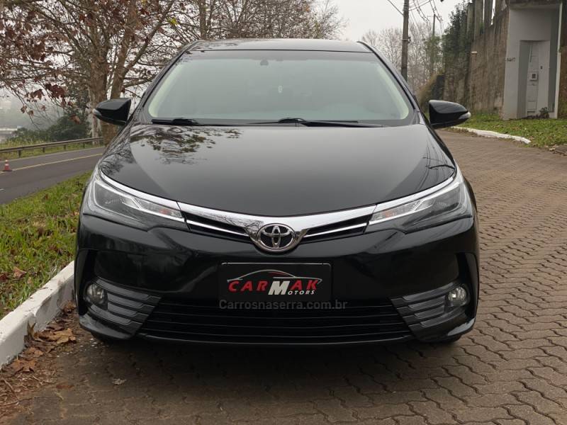 TOYOTA - COROLLA - 2019/2019 - Preta - R$ 108.900,00