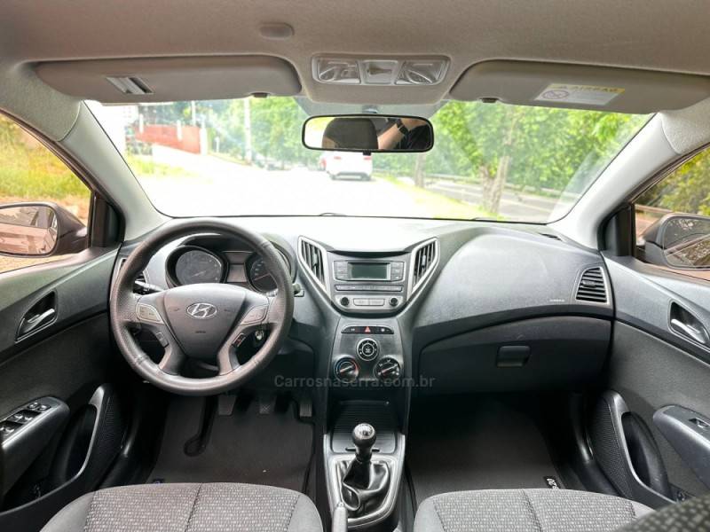 HYUNDAI - HB20 - 2015/2016 - Marrom - R$ 49.900,00