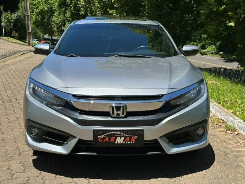 HONDA - CIVIC - 2017/2018 - Cinza - R$ 129.900,00