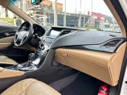 HYUNDAI - AZERA - 2014/2015 - Branca - R$ 99.900,00