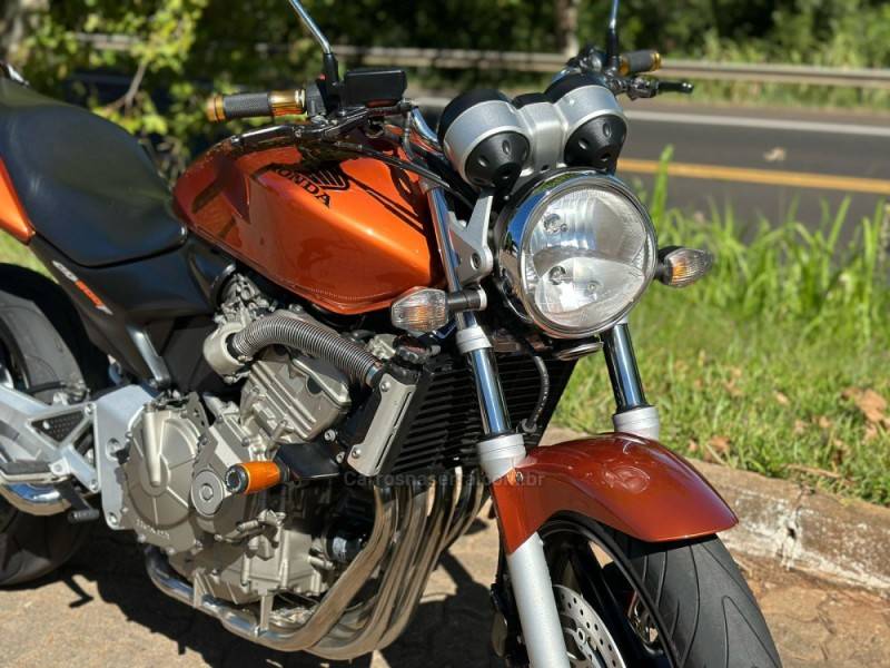 HONDA - CB 600F - 2007/2007 - Laranja - R$ 34.900,00