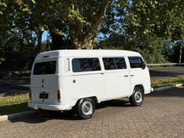 VOLKSWAGEN - KOMBI - 2013/2014 - Branca - R$ 68.900,00