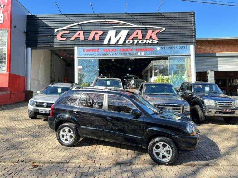 HYUNDAI - TUCSON - 2012/2013 - Preta - R$ 52.900,00