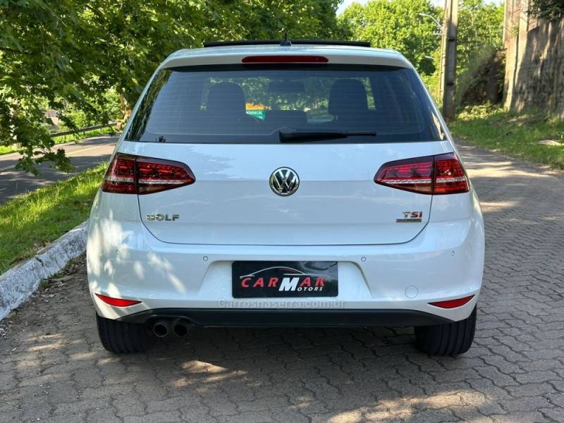 VOLKSWAGEN - GOLF - 2015/2015 - Branca - R$ 89.900,00