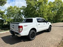 FORD - RANGER - 2016/2017 - Branca - R$ 142.900,00