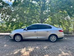 RENAULT - FLUENCE - 2014/2015 - Prata - R$ 42.900,00