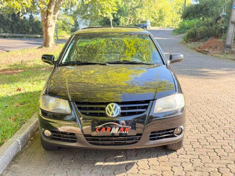 VOLKSWAGEN - SAVEIRO - 2009/2010 - Preta - R$ 39.900,00
