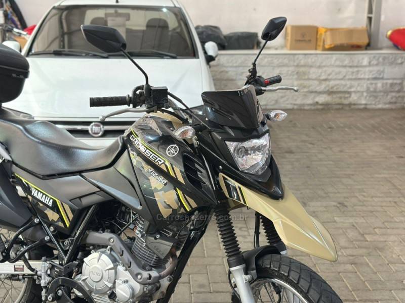 YAMAHA - XTZ 150 - 2021/2022 - Verde - R$ 16.900,00