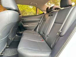 TOYOTA - COROLLA - 2017/2017 - Branca - R$ 95.900,00