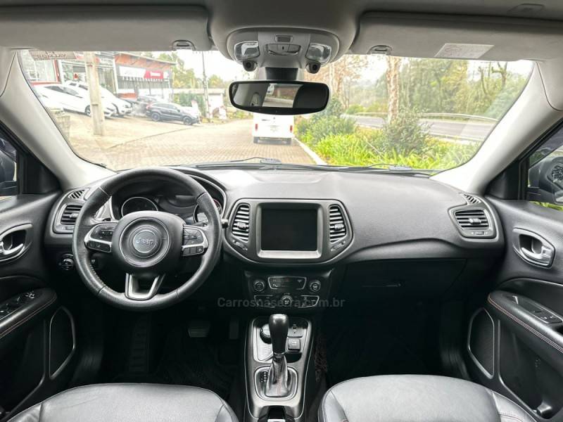 JEEP - COMPASS - 2017/2017 - Cinza - R$ 107.900,00