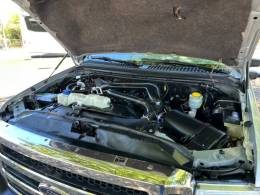 FORD - F-250 - 2010/2010 - Prata - R$ 169.900,00