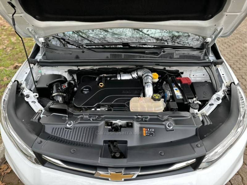 CHEVROLET - TRACKER - 2018/2019 - Branca - R$ 95.900,00