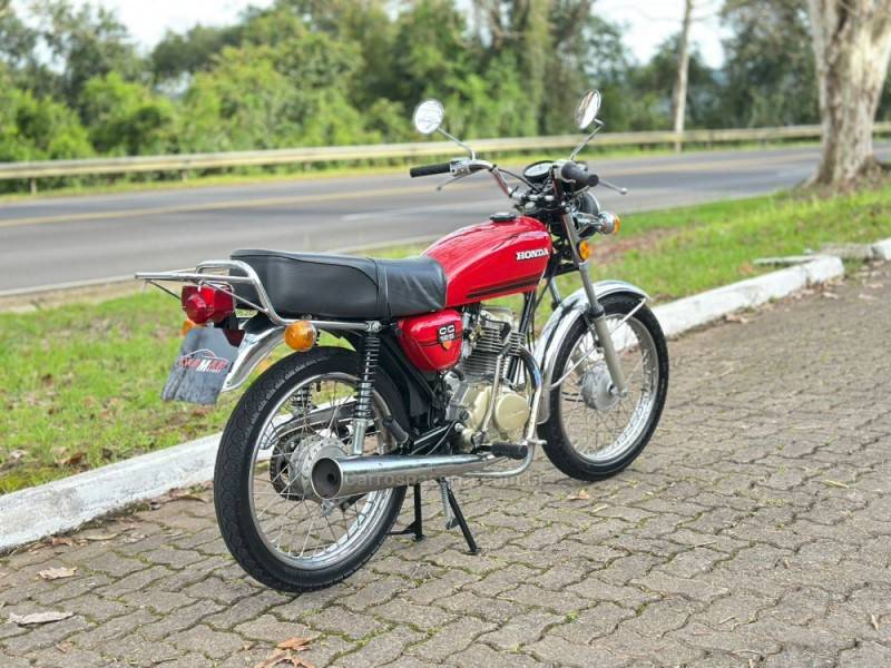 HONDA - CG 125 - 1982/1982 - Vermelha - R$ 10.900,00