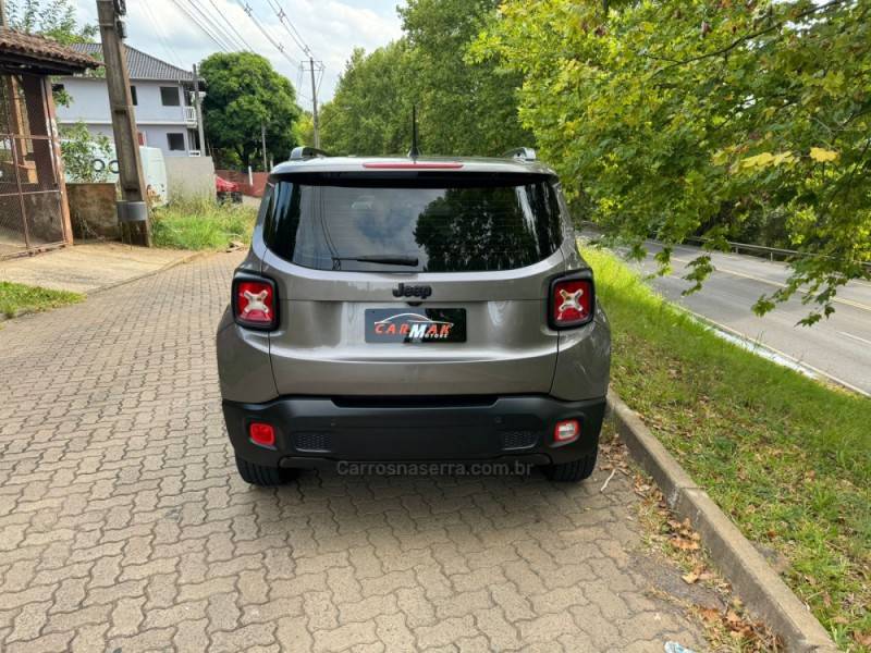 JEEP - RENEGADE - 2017/2018 - Cinza - R$ 99.900,00