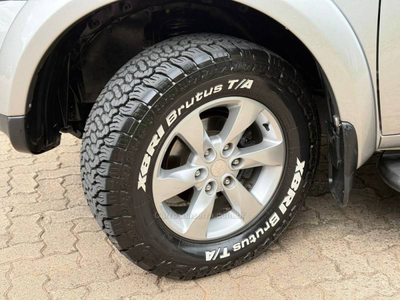 MITSUBISHI - PAJERO DAKAR - 2013/2013 - Cinza - R$ 118.900,00