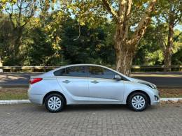 HYUNDAI - HB20S - 2014/2014 - Prata - R$ 57.900,00