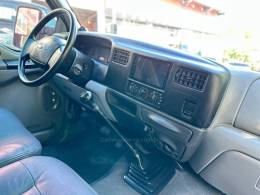 FORD - F-250 - 2010/2010 - Prata - R$ 169.900,00