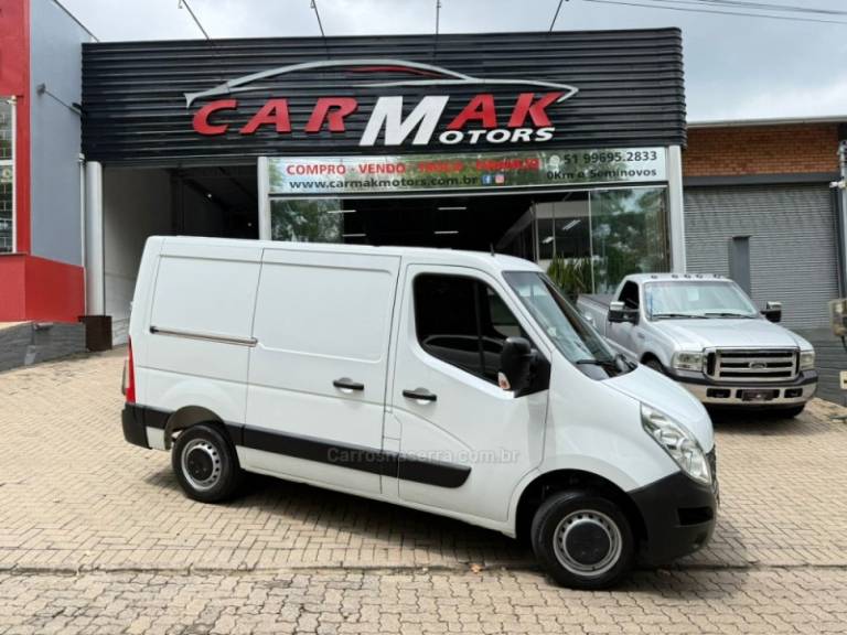 RENAULT - MASTER - 2019/2020 - Branca - R$ 157.900,00