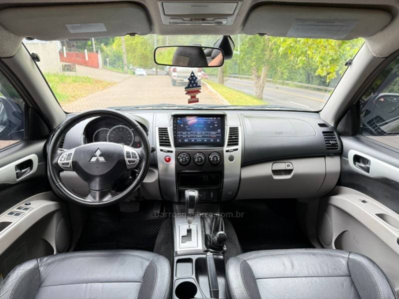 MITSUBISHI - PAJERO DAKAR - 2013/2013 - Cinza - R$ 118.900,00