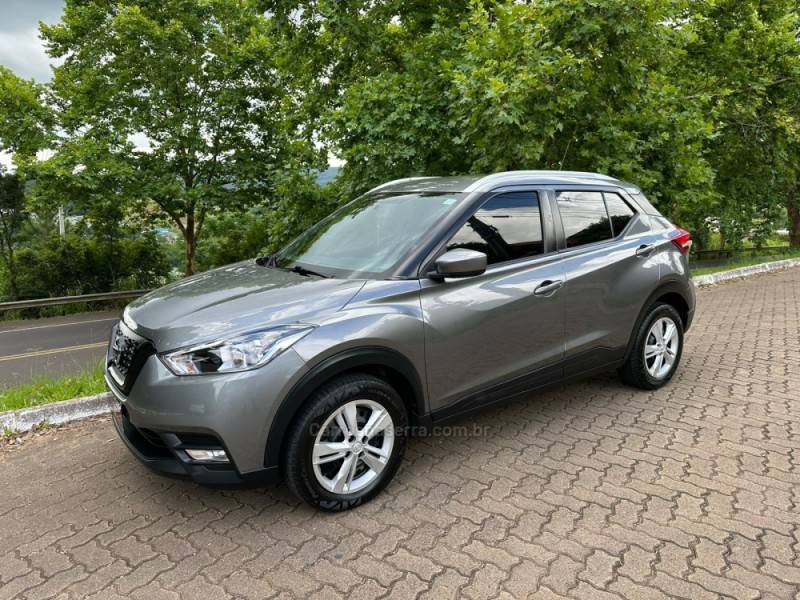 NISSAN - KICKS - 2020/2020 - Cinza - R$ 89.900,00