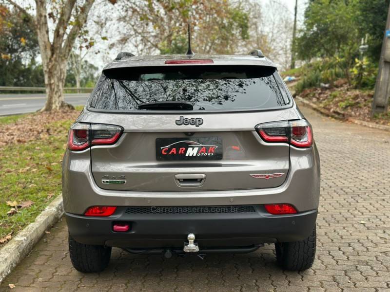 JEEP - COMPASS - 2017/2017 - Cinza - R$ 107.900,00