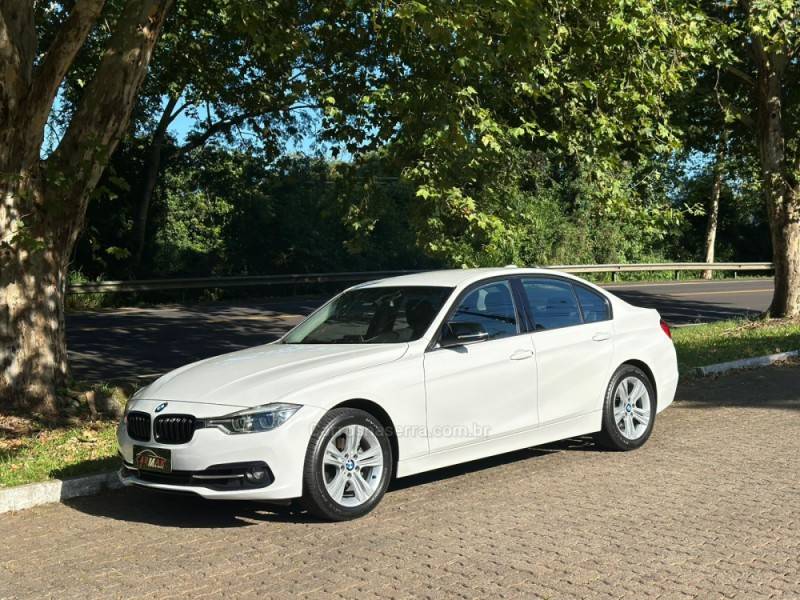 BMW - 320I - 2016/2017 - Branca - R$ 125.900,00
