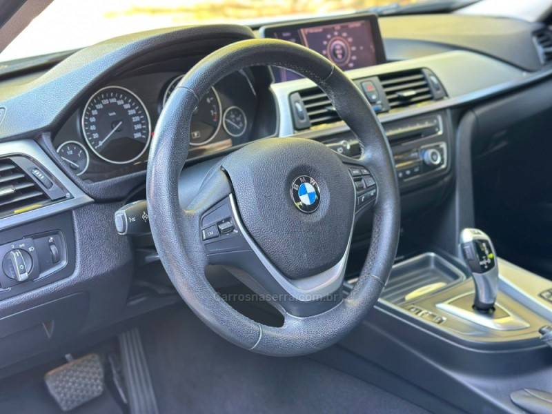 BMW - 320I - 2013/2013 - Branca - R$ 92.900,00
