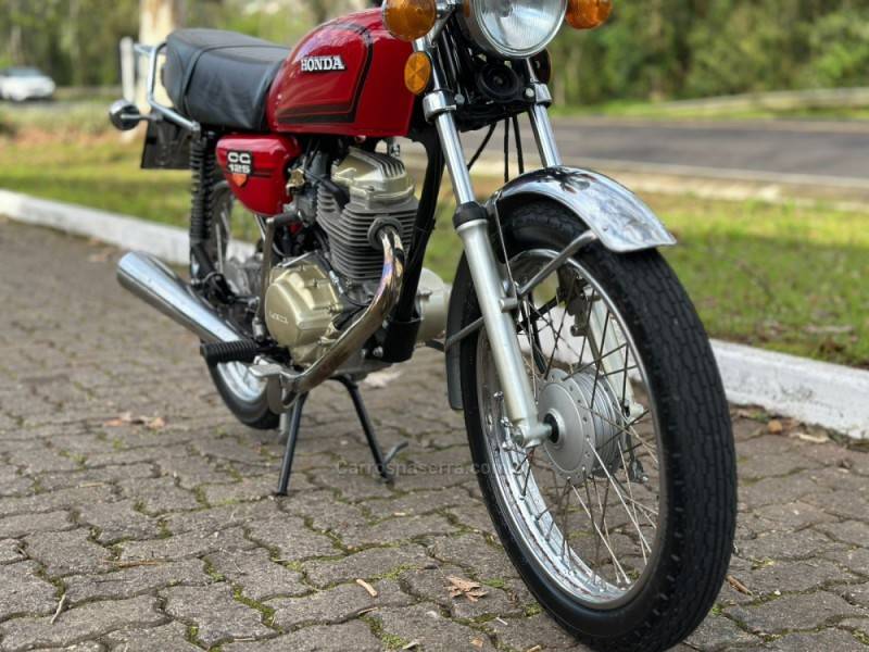 HONDA - CG 125 - 1982/1982 - Vermelha - R$ 10.900,00