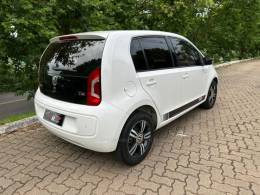 VOLKSWAGEN - UP - 2016/2017 - Branca - R$ 56.900,00