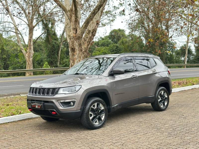 JEEP - COMPASS - 2017/2017 - Cinza - R$ 107.900,00