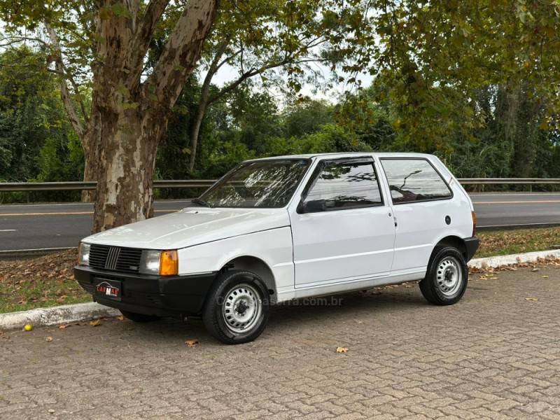 FIAT - UNO - 1991/1991 - Branca - R$ 18.900,00
