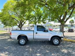 FORD - F-250 - 2010/2010 - Prata - R$ 169.900,00