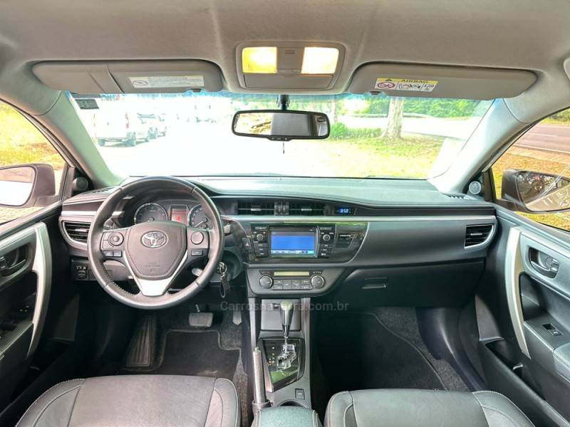 TOYOTA - COROLLA - 2017/2017 - Branca - R$ 95.900,00