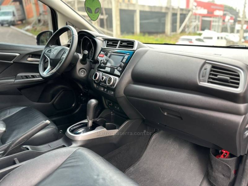 HONDA - FIT - 2015/2015 - Cinza - R$ 69.900,00