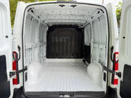 RENAULT - MASTER - 2019/2020 - Branca - R$ 157.900,00