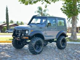 SUZUKI - SAMURAI - 1993/1993 - Cinza - R$ 79.900,00