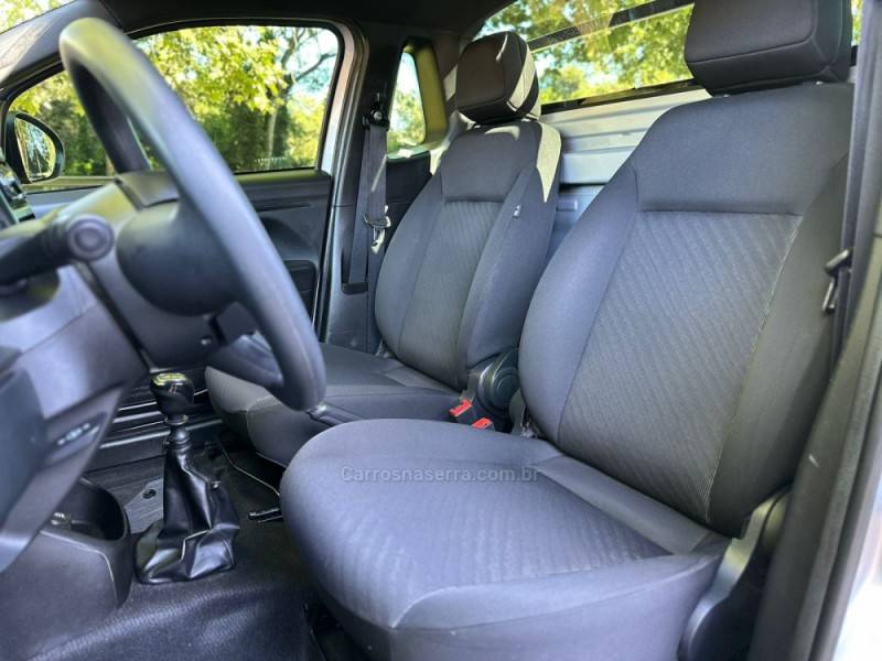 FIAT - STRADA - 2023/2024 - Prata - R$ 83.900,00