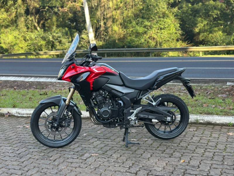 HONDA - CB 500 - 2023/2024 - Vermelha - R$ 47.900,00