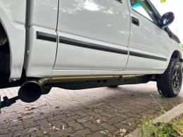 CHEVROLET - S10 - 2000/2000 - Branca - R$ 65.900,00