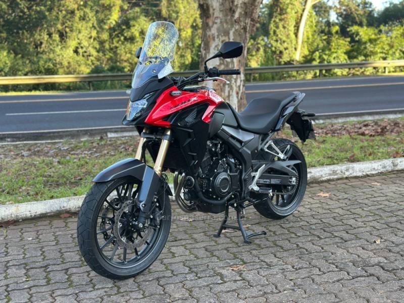 HONDA - CB 500 - 2023/2024 - Vermelha - R$ 47.900,00