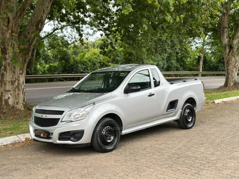 CHEVROLET - MONTANA - 2019/2020 - Prata - R$ 58.900,00