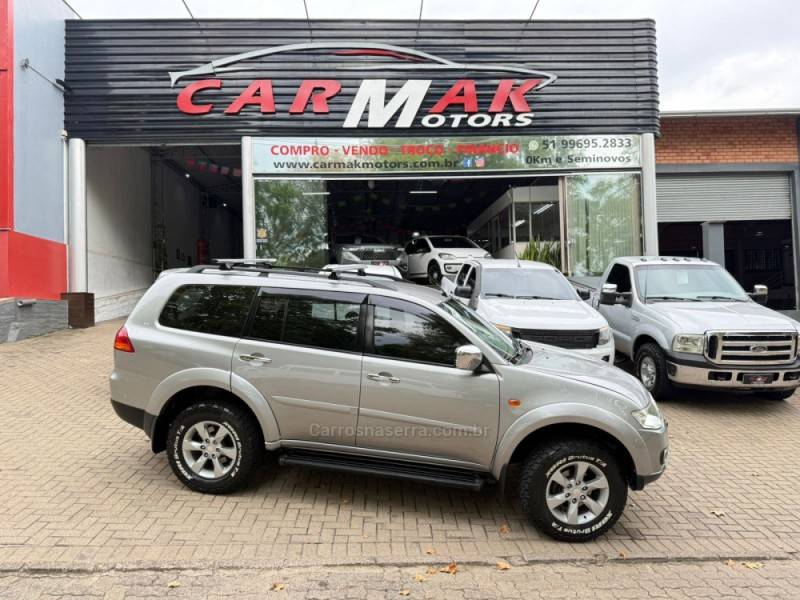 MITSUBISHI - PAJERO DAKAR - 2013/2013 - Cinza - R$ 118.900,00