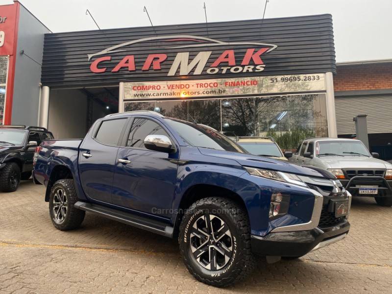 MITSUBISHI - L200 TRITON - 2023/2023 - Azul - R$ 250.000,00