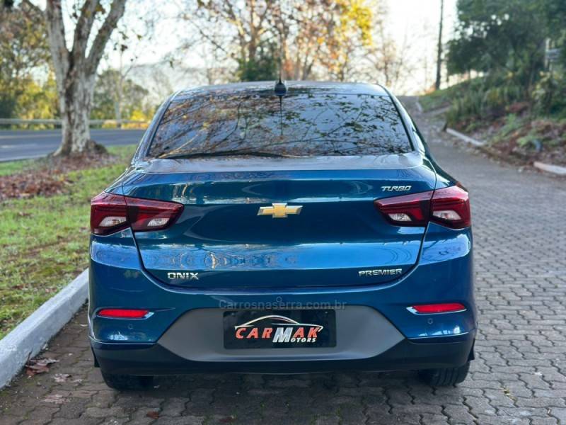 CHEVROLET - ONIX - 2021/2021 - Azul - R$ 78.900,00