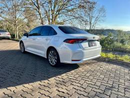 TOYOTA - COROLLA - 2023/2023 - Branca - R$ 142.900,00